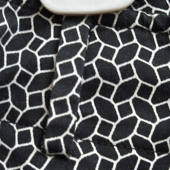 Talbots Classic Fit Women's Petite Trousers. Size 18W - Picture 3 of 12